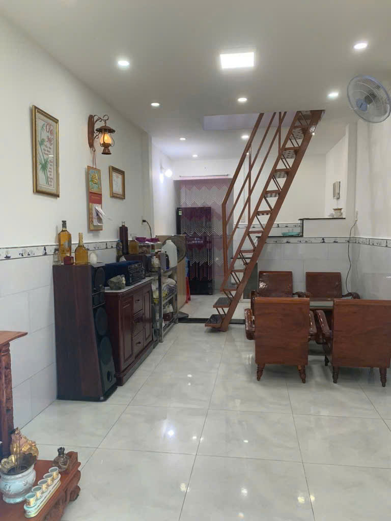 NHÀ GIÁ RẺ,  TÂY THẠNH, TÂN PHÚ, DT 3.6x9m, Giá  3.3 tỷ