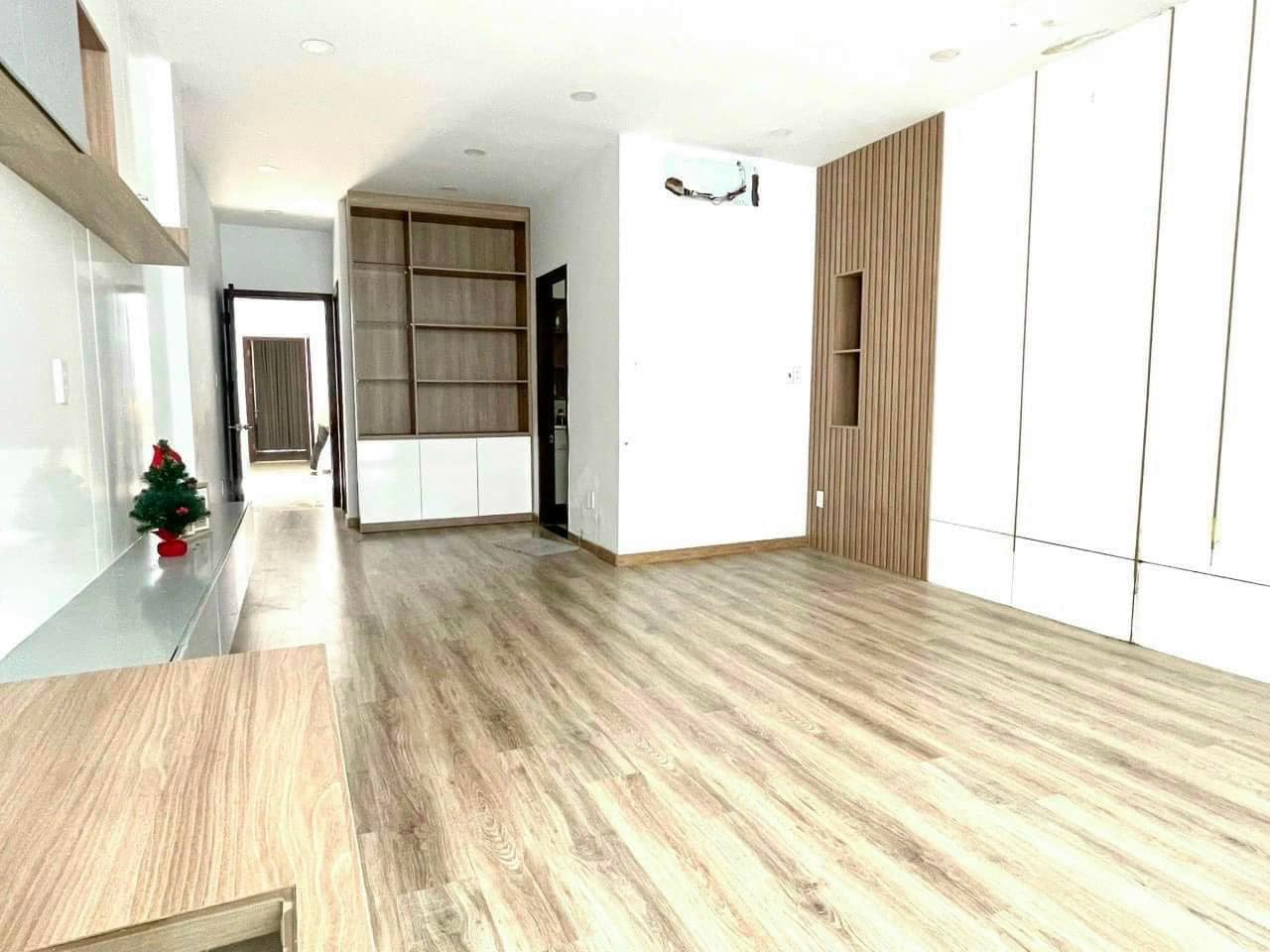 Bán nhà Huỳnh Tấn Phát P.Tân Thuận Đông, Quận 7