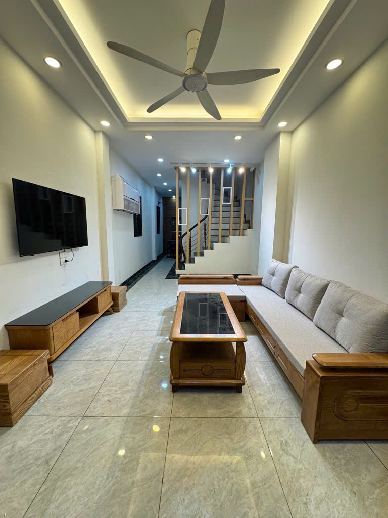 BÁN NHÀ ĐẸP NGỌC THỤY - FULL NỘI THẤT CHỈ VIỆC XÁCH VALI VỀ Ở - 39M2 ĐẸP NHẤT PHÂN KHÚC CHỈ VỚI 7,4 TỶ