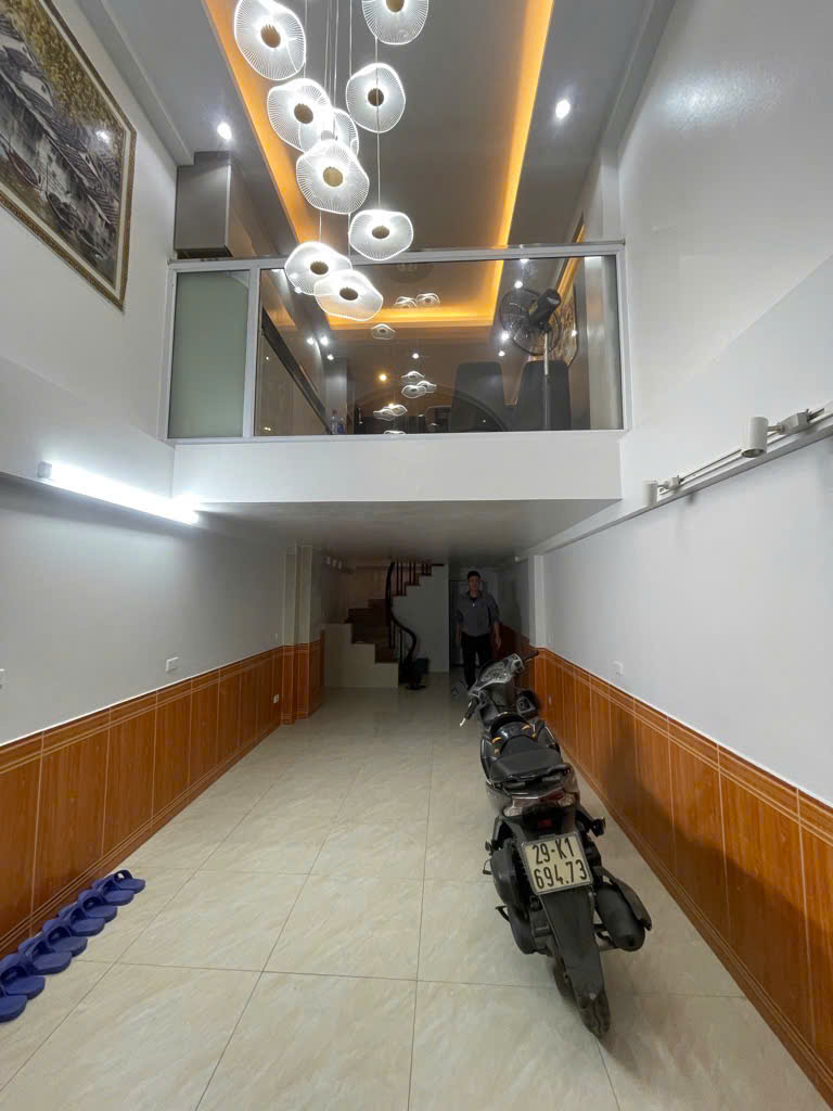 BÁN CỰC PHẨM NGỌC THỤY – Ô TỔ NGỦ TRONG NHÀ - Ở NGAY – 32M2 CHỈ 7,9 TỶ