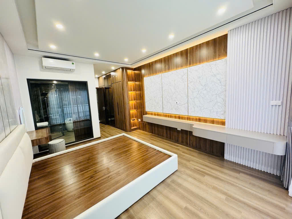 SIÊU PHẨM NGỌC THỤY – LÔ GÓC – THANG MÁY - 44.5M2 CHỈ 9,6 TỶ