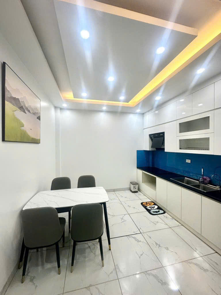 BÁN NHÀ ĐẸP NGỌC THỤY – FULL CÔNG NĂNG – Ở NGAY – 45M2 CHỈ 9,2 TỶ