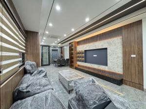 SIÊU PHẨM NGỌC THỤY – LÔ GÓC – THANG MÁY - 44.5M2 CHỈ 9,6 TỶ