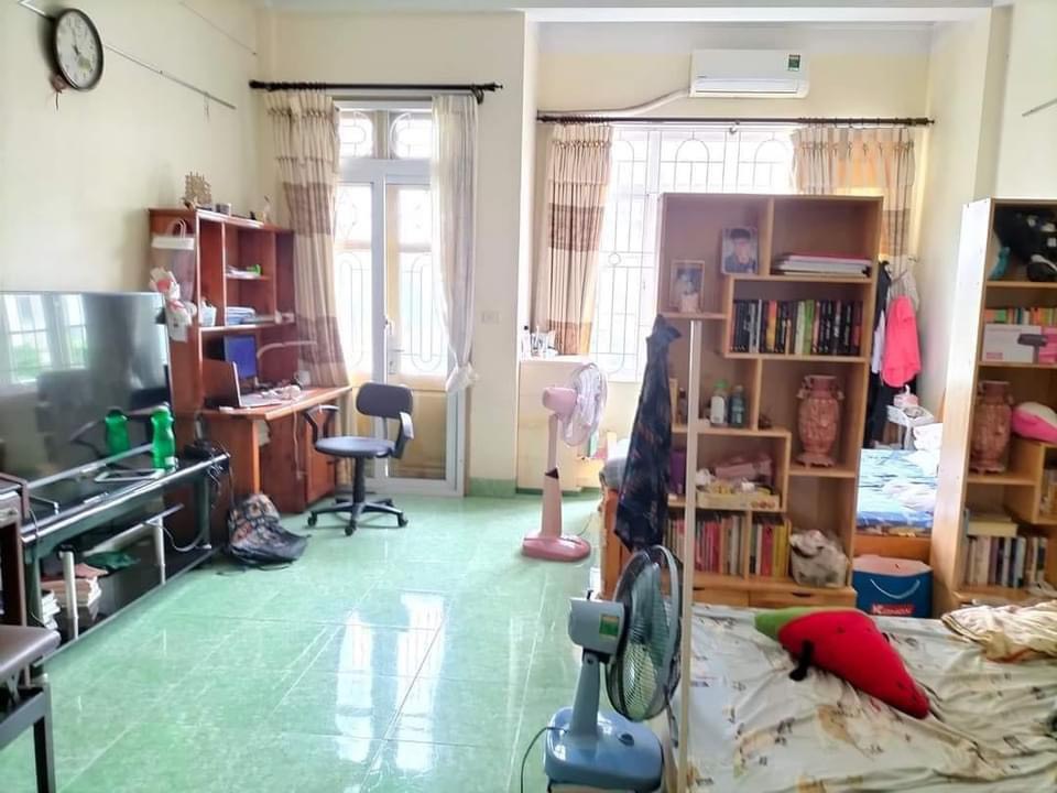 Cần bán Biệt thự Phùng Khoang- Hà Đông diện tích 150m2, thiết kế 4 tầng,MT 8m2 giá 26,5 tỷ