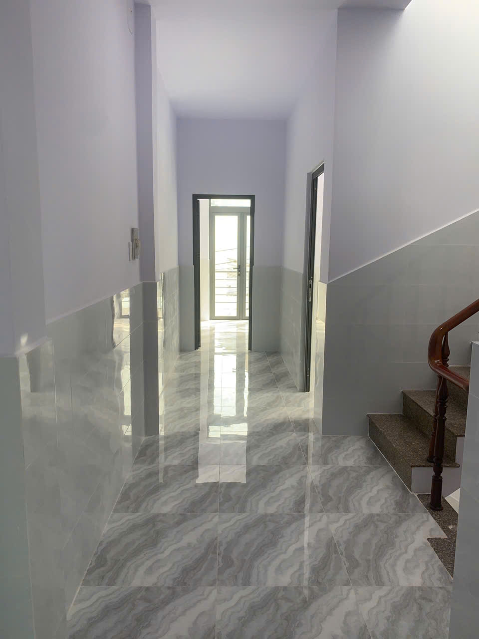 Bán nhà Tỉnh lộ 10 - Chủ bán định cư nước ngoài.