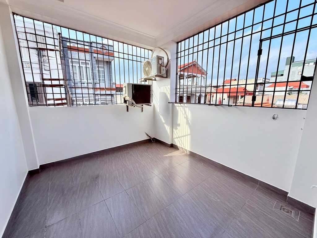 LÔ GÓC - 10M Ô TÔ - FULL NỘI THẤT - NGÕ THÔNG KĐT AN LẠC