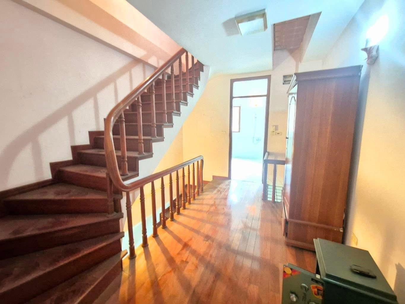 BÁN NHÀ ĐẸP PHỐ THÁI HÀ