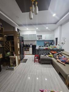 BÁN NHÀ 3 TẦNG HẺM XE HƠI QUẬN 8