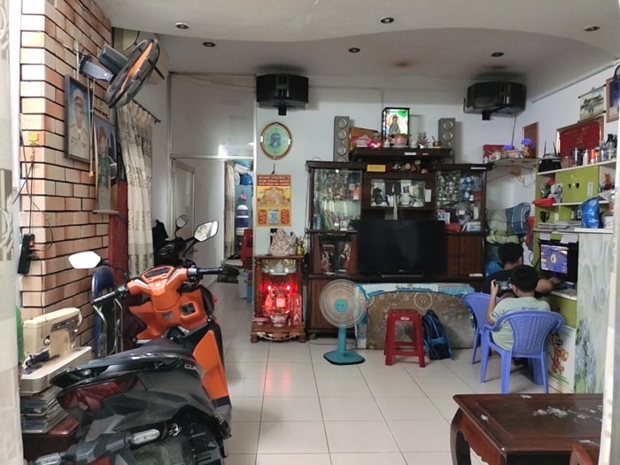 BÁN NGAY NHÀ GẦN MẶT TIỀN HIỆP THÀNH 45, GẦN HÃNG BIA TIGER, 79.2M2, 1 TRỆT, ĐI GÒ VẤP CHỈ 5 PHÚT, KINH DOANH SPA TỐT, GIÁ CHỈ 3.3 TỶ, VÀO Ở NGAY