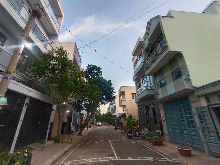 1 LÔ ĐẤT DUY NHẤT BÁN, SÁT MẶT TIỀN NGUYỄN ẢNH THỦ, CÓ VỈA HÈ KHU PHÂN LÔ, HIỆP THÀNH, Q12, 6M x 14M, GIÁ CHỈ 4.85 TỶ