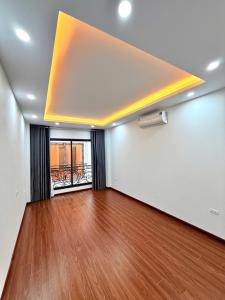 Bán nhà đẹp ở ngay đường Hồ Tùng Mậu 32m2 giá 6.9 tỷ