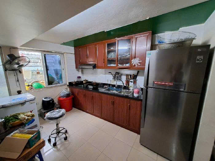 nhà mặt ngõ. 20m ra phố Ngọc Thuỵ ô tô tránh nhau, cục phẩm cực hiếm, giá rẻ chỉ 6tỷ , mặt tiền 5.5m