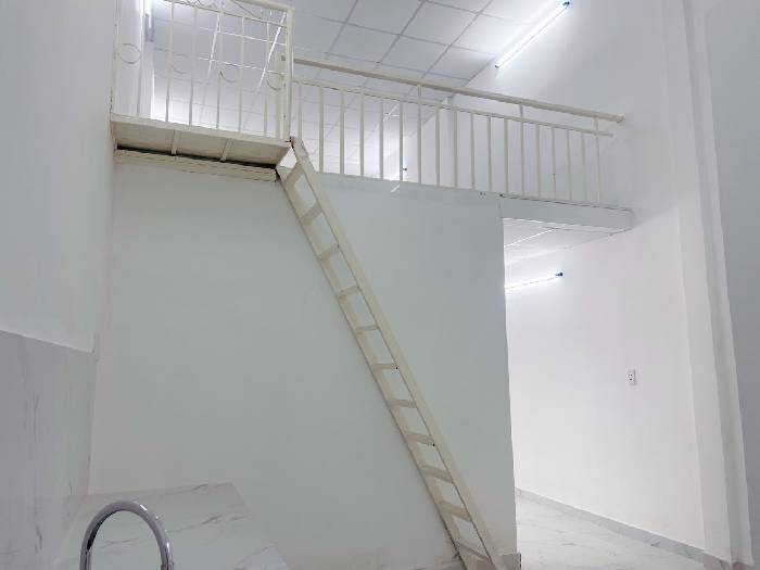 BÁN NHÀ MẶT TIỀN ĐƯỜNG 8M,PHƯỜNG HIỆP THÀNH QUẬN 12 - CÁCH 20M RA MẶT TIỀN LÊ VĂN KHƯƠNG, KHU DÂN CƯ,KINH DOANH SẦM UẤT-  4.0x17 m2  - CHỈ 4.9 TỶ