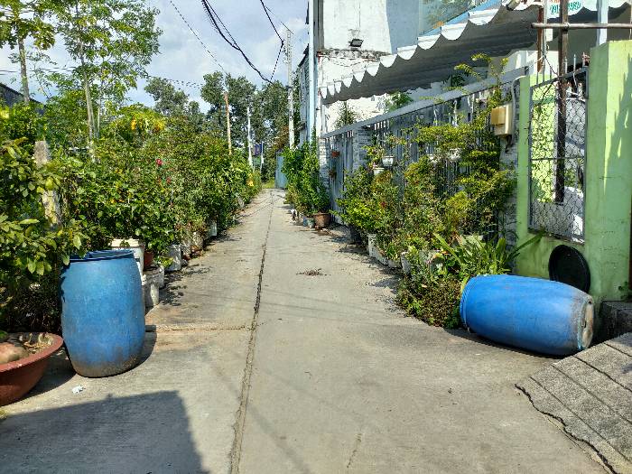 Bán nhà đường Lê Tấn Bê 130.3m2,ngang 7.3m dài 20m,giá 3,9 tỷ