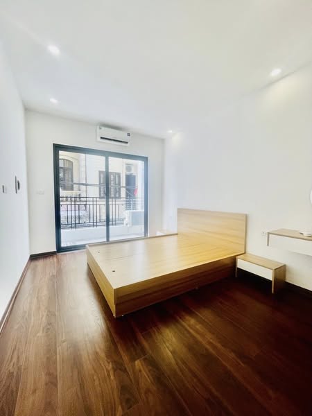 LẠC LONG QUÂN - SIÊU PHẨM NHÀ ĐẸP Ở NGAY - LÔ GÓC THOÁNG SÁNG TỰ NHIÊN - NGÕ THÔNG OTO