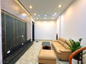 THỤY KHUÊ - NHÀ ĐẸP NỞ HẬU THANG MÁY NHẬP KHẨU - FULL NỘI THẤT 35M2 6 TẦNG GIÁ 7.7 TỶ