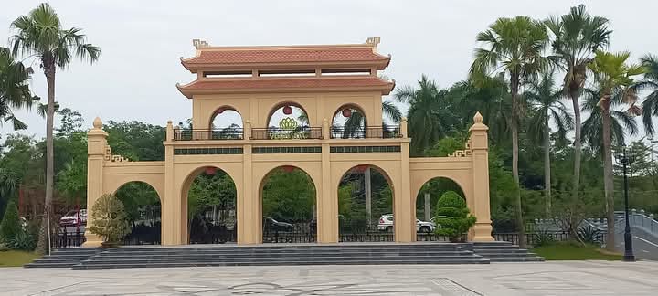 Bán biệt thự Châu Âu Vườn Vua Resort 5*