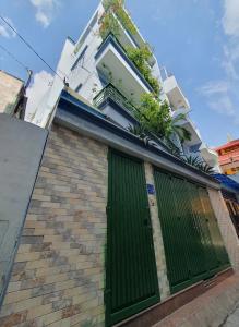 Bán nhà có CÓ DÒNG TIỀN 60 TRIỆU/THÁNG - HUỲNH TẤN PHÁT. QUẬN 7 - 112MV - 4 TẦNG - HXH - CHỈ 9.3 TỶ