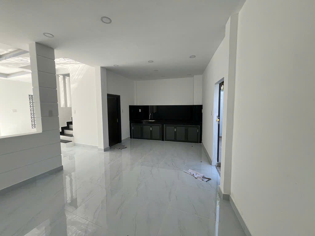 Huỳnh Tấn Phát ,Tân Phú 6.1m x 14m – nở hậu 6.5m Dưới 6 tỷ