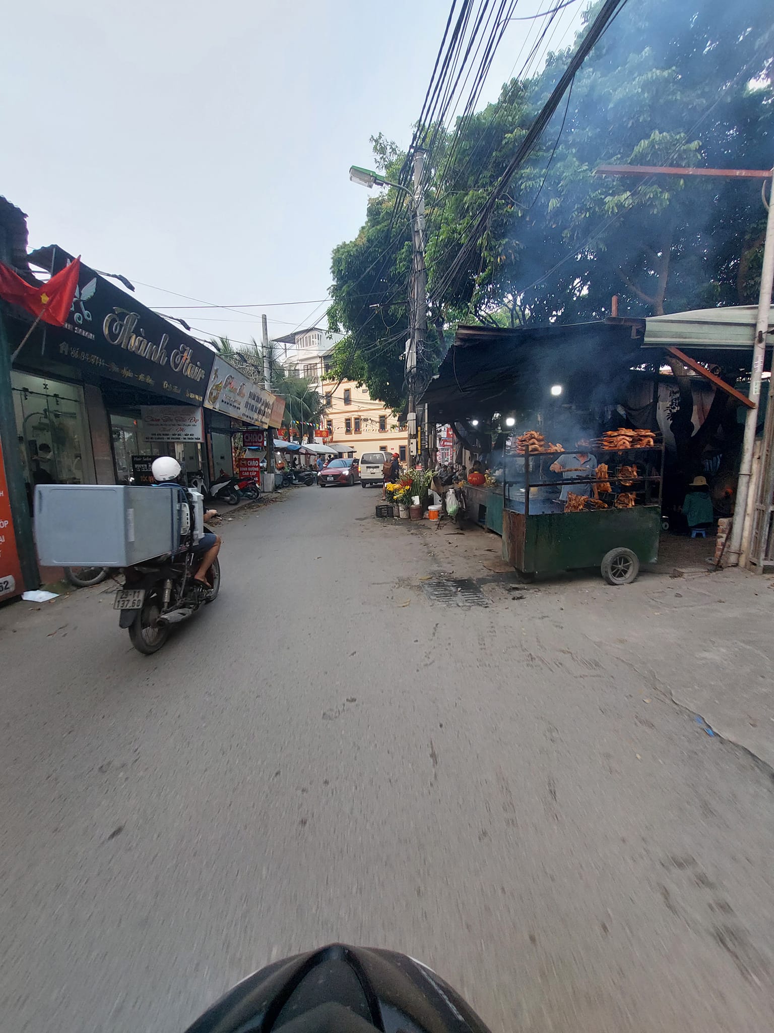 Chỉ với 4 tỷ sở hữu ngay nhà 5 tầng lô góc - 2 mặt thoáng, ô tô đỗ cửa. Thiết kế hiện đại giếng trời giữa nhà. Full đồ - sẵn về ở.