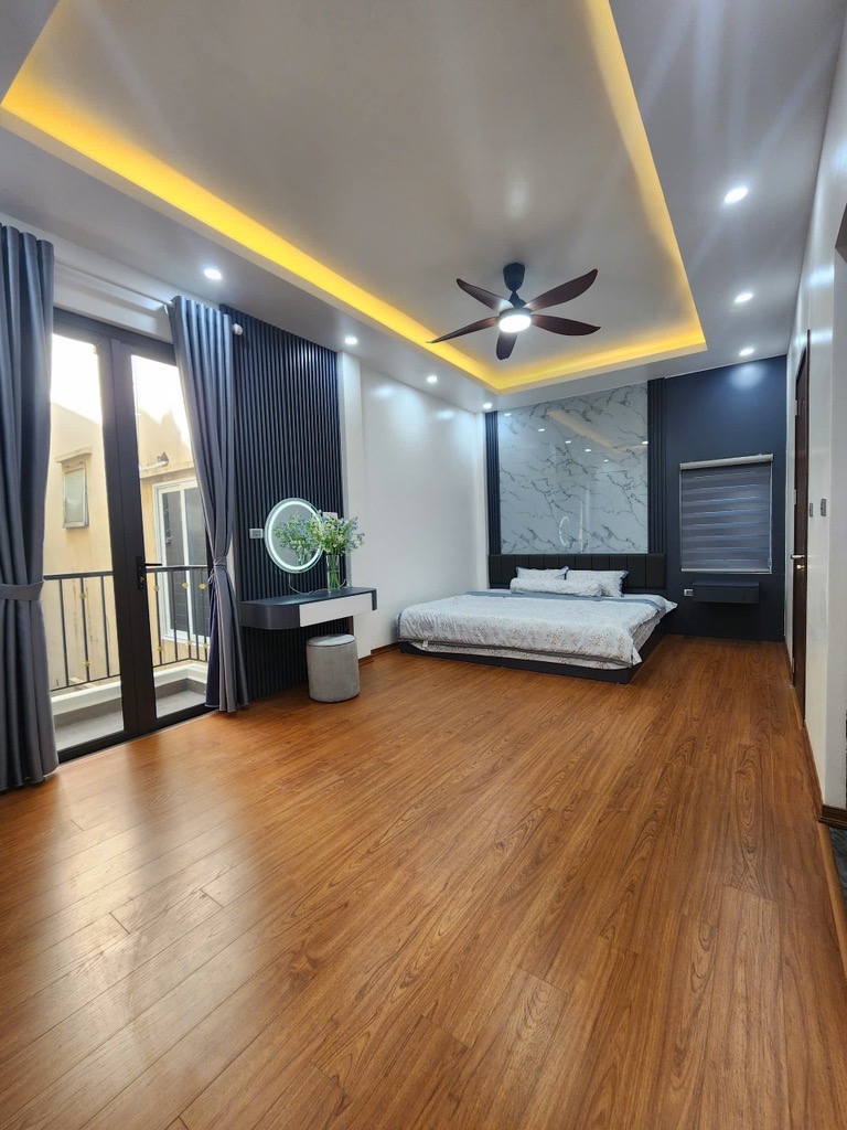 Bán nhà mặt tiền 6m - Ngõ Hòa Bình, Minh Khai, Hai Bà Trưng, Hà Nội