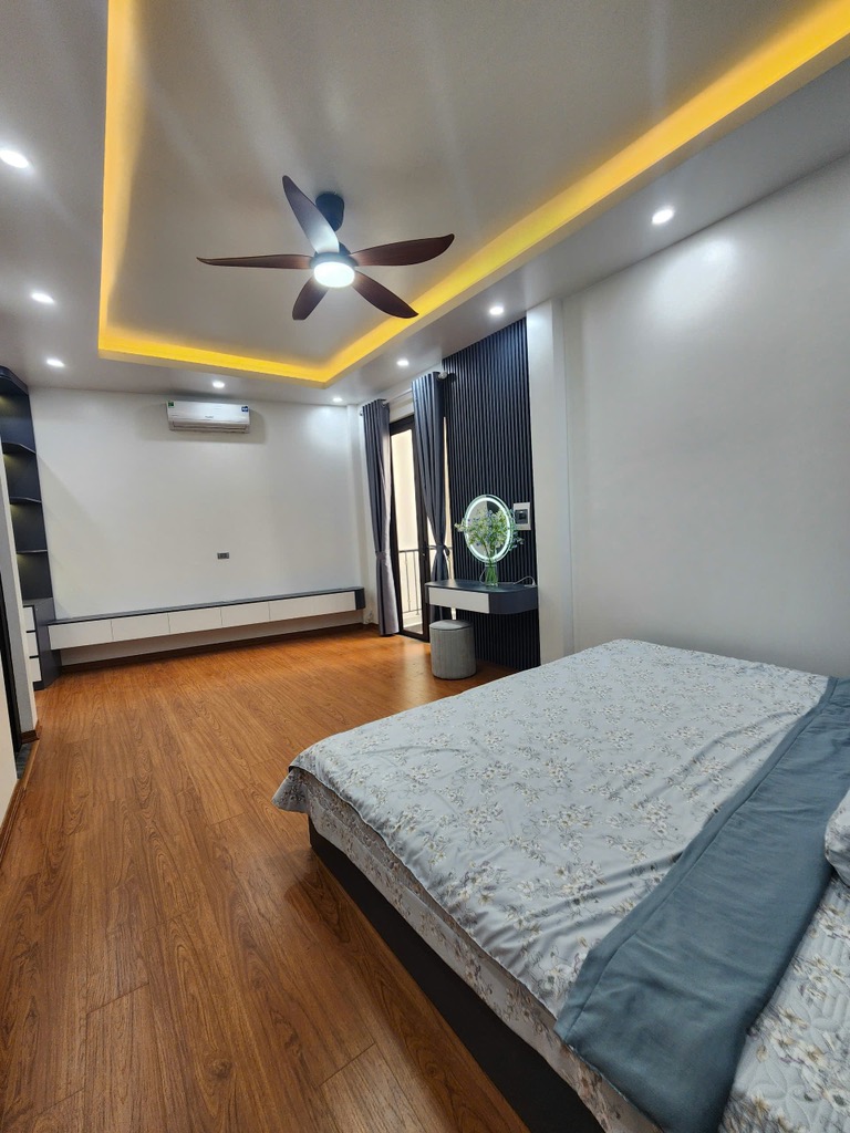 Bán nhà mặt tiền 6m - Ngõ Hòa Bình, Minh Khai, Hai Bà Trưng, Hà Nội