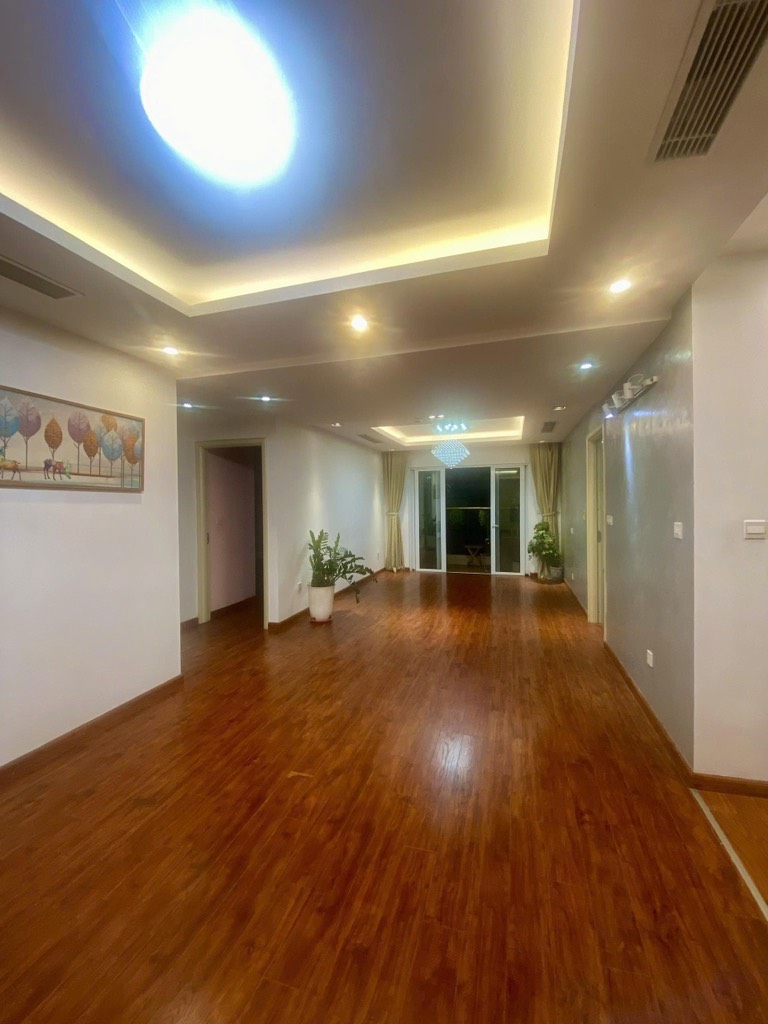 Bán căn hộ  DT 127m2 - CC Hòa Bình, Minh Khai, Vĩnh Tuy, Hai Bà Trưng, Hà Nội