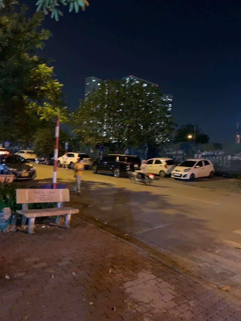 Bán căn hộ chung cư Khu đô thị Nam Trung Yên, diện tích 56.3m2