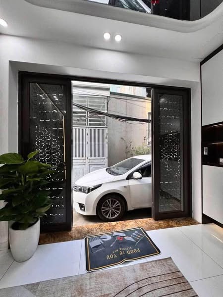 LÊ TRỌNG TẤN - TRÊN 10 TỶ - 45M2 - Ô TÔ ĐỖ CỬA