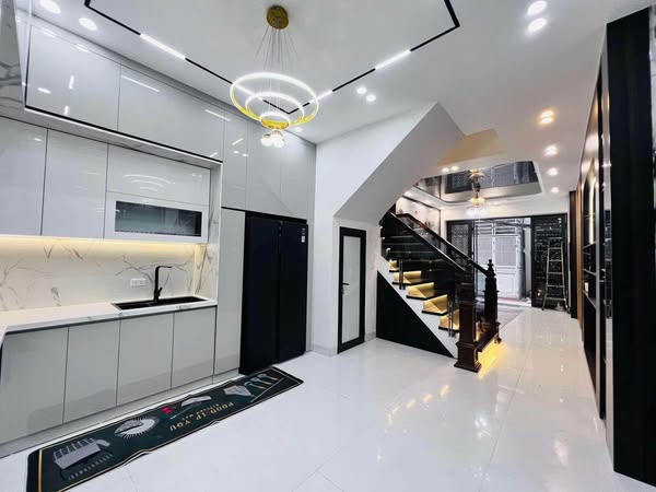 LÊ TRỌNG TẤN - TRÊN 10 TỶ - 45M2 - Ô TÔ ĐỖ CỬA