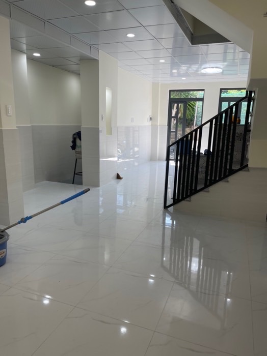 NHÀ MỚI ĐẸP THỦ ĐỨC - HBP, diện tích chuẩn 5x10 1 Tr 1 lầu, nhà mới đẹp xuất sắc chỉ 4.x tỷ (x nhi đồng)