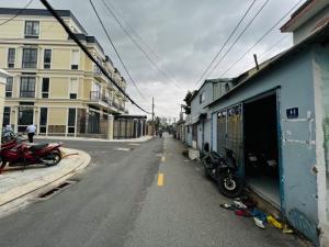 THỦ ĐỨC - HBP, MẶT TIỀN KHỦNG - KINH DOANH TỐT, BĐS DÒNG TIỀN, mặt tiền 10m đường rộng 10m giá chỉ hơn 4 tỷ