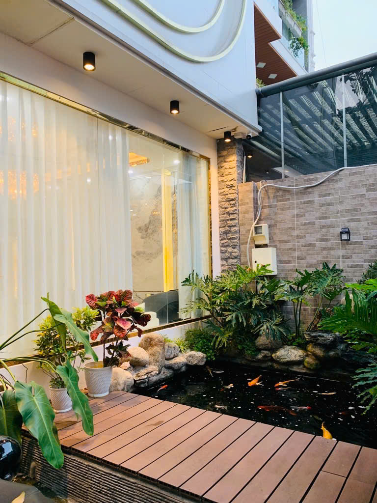 BÁN GẤP NHÀ VIP NGUYỄN THỊ THẬP - 3 TẦNG - 107M2 - GIÁ 16,79 TỶ