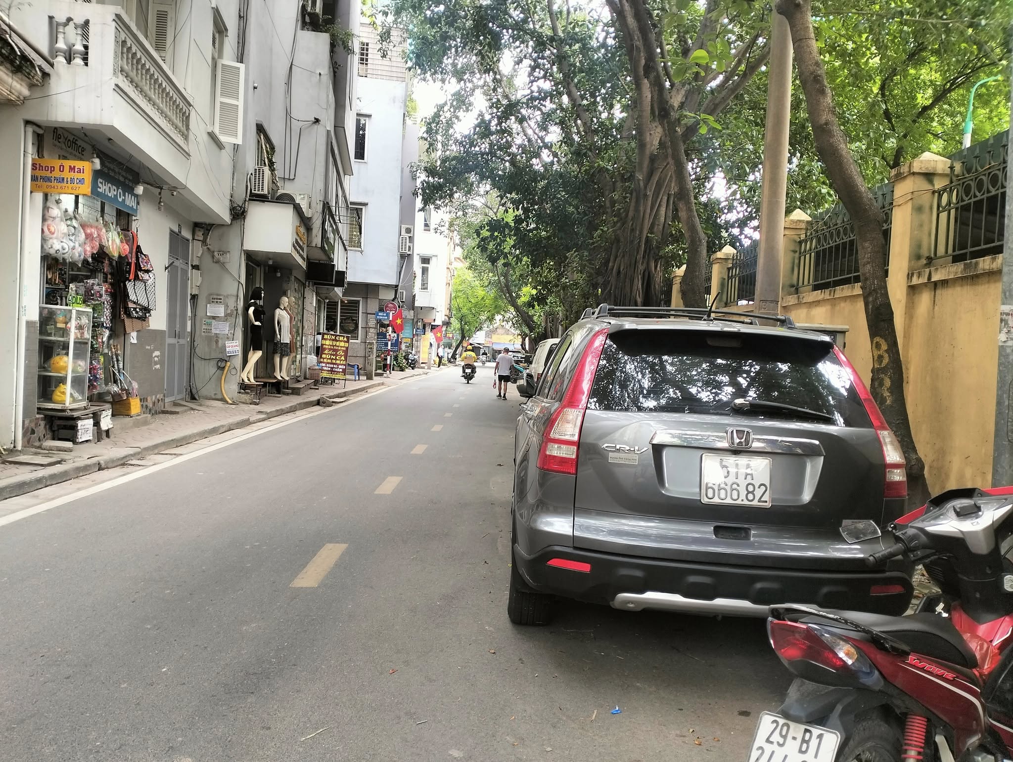 “Kinh doanh đắc lợi – Ở đẳng cấp với đất mặt phố Cầu Giấy trung tâm Hà Nội” diện tích 80m2, 5T,MT 6m, 10.8 tỷ