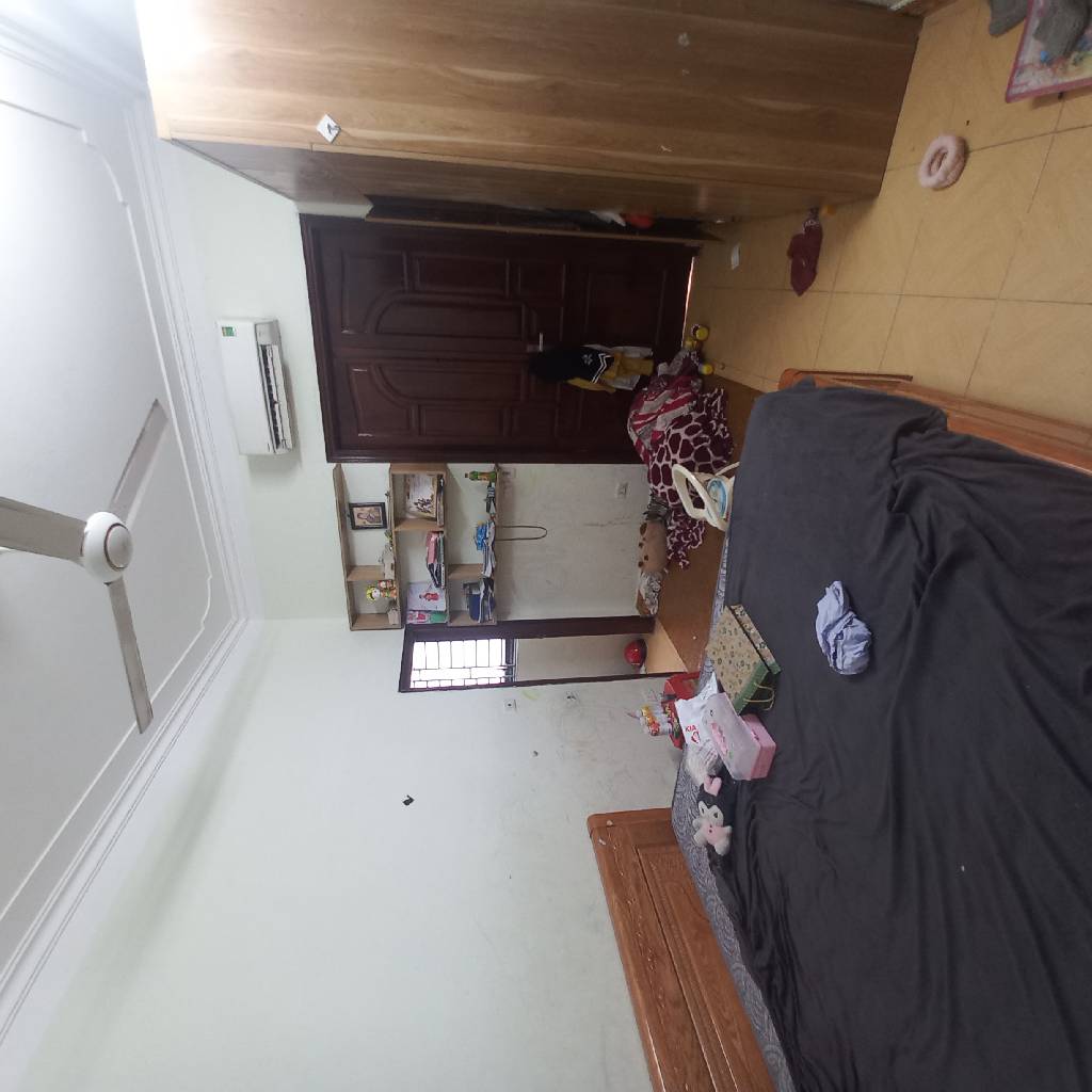 NHÀ DÂN XÂY CHẮC CHẮN - MẶT NGÕ THÔNG - Ô TÔ CỰC GẦN - GIÁ ĐẸP CHỈ 8 TỶ