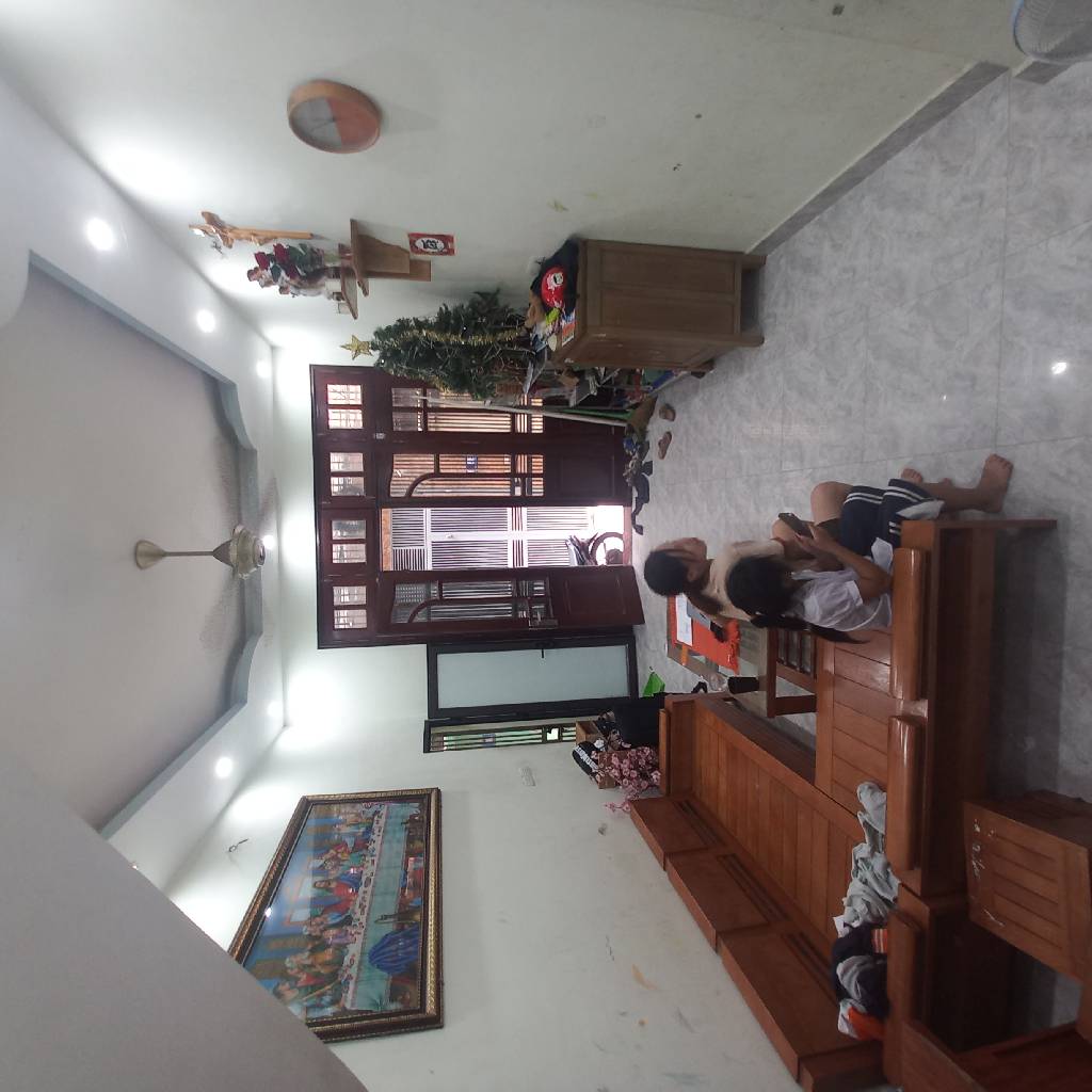 NHÀ DÂN XÂY CHẮC CHẮN - MẶT NGÕ THÔNG - Ô TÔ CỰC GẦN - GIÁ ĐẸP CHỈ 8 TỶ