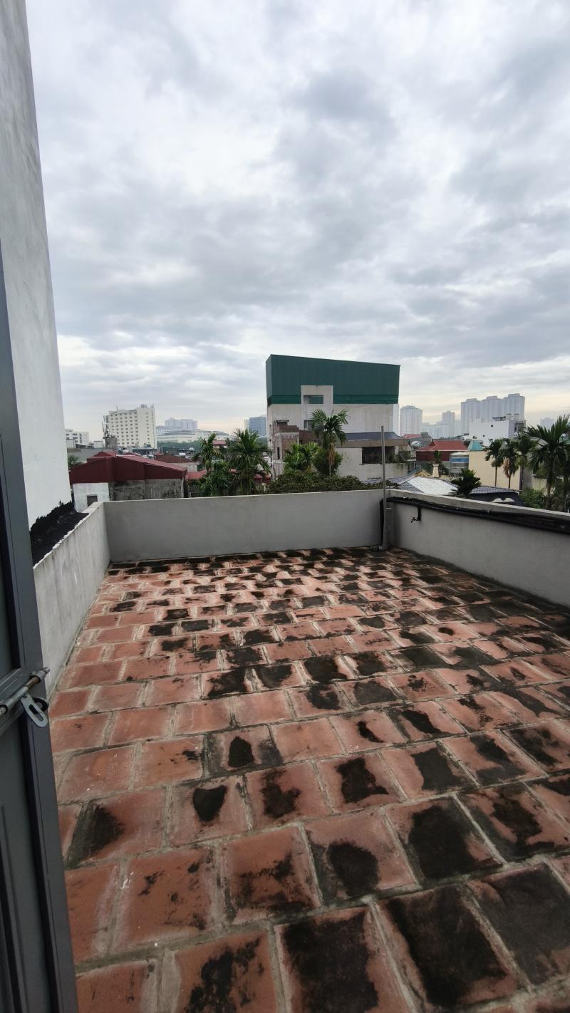 KINH DOANH – NGÃ 5 HÀ TRÌ – TRUNG TÂM SẦM UẤT