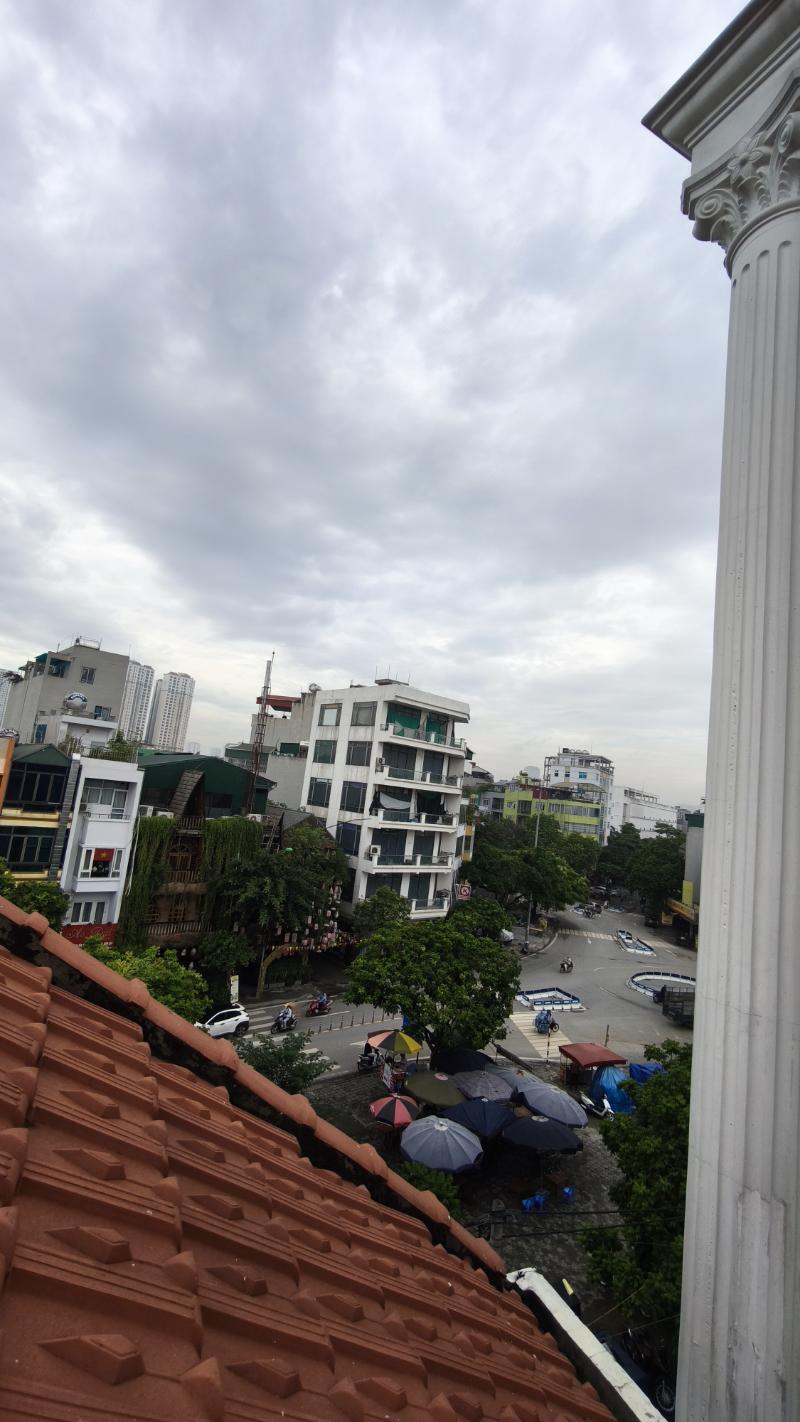 KINH DOANH – NGÃ 5 HÀ TRÌ – TRUNG TÂM SẦM UẤT