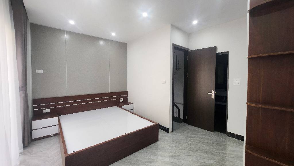 SIÊU PHẨM NHÀ ĐẸP Ở NGAY - FULL ĐỒ - KHÁCH CHỈ XÁCH VALI VỀ Ở - Ô TÔ ĐỖ CỬA - CHỦ CẦN BÁN NHANH