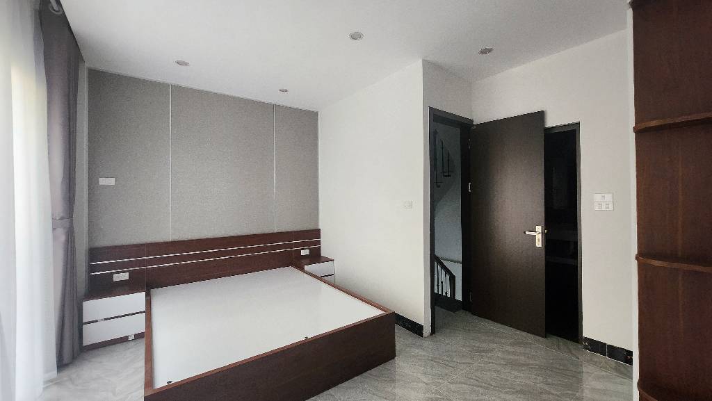 SIÊU PHẨM NHÀ ĐẸP Ở NGAY - FULL ĐỒ - KHÁCH CHỈ XÁCH VALI VỀ Ở - Ô TÔ ĐỖ CỬA - CHỦ CẦN BÁN NHANH