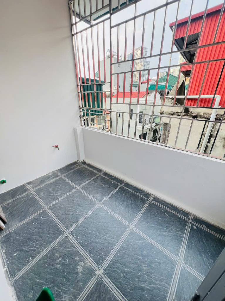 TRUNG TÂM VĂN QUÁN - NHÀ ĐẸP LÔ GÓC - NỘI THẤT ĐẸP - 2 THOÁNG - VÀI BƯỚC RA HỒ VĂN QUÁN