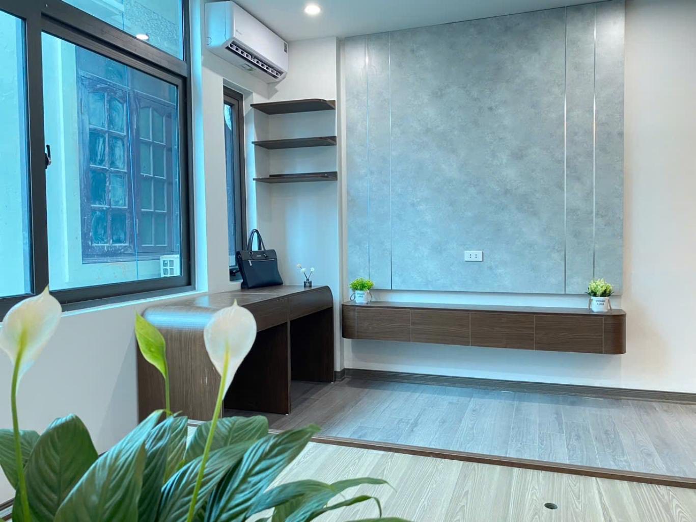 BÁN NHÀ MỚI QUAN NHÂN-CÓ THANG MÁY