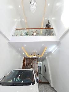 NHÀ OTO TRÁNH SIÊU THOÁNG THANG MÁY XỊN 5 TẦNG 8.65 TỶ THANH TRÌ