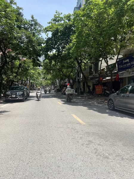 BÁN NHÀ NGOẠI GIAO ĐOÀN - 6 TẦNG THANG MÁY - NHÀ MỚI 100% - GẦN Ô TÔ TRÁNH - NHỈNH 7 TỶ