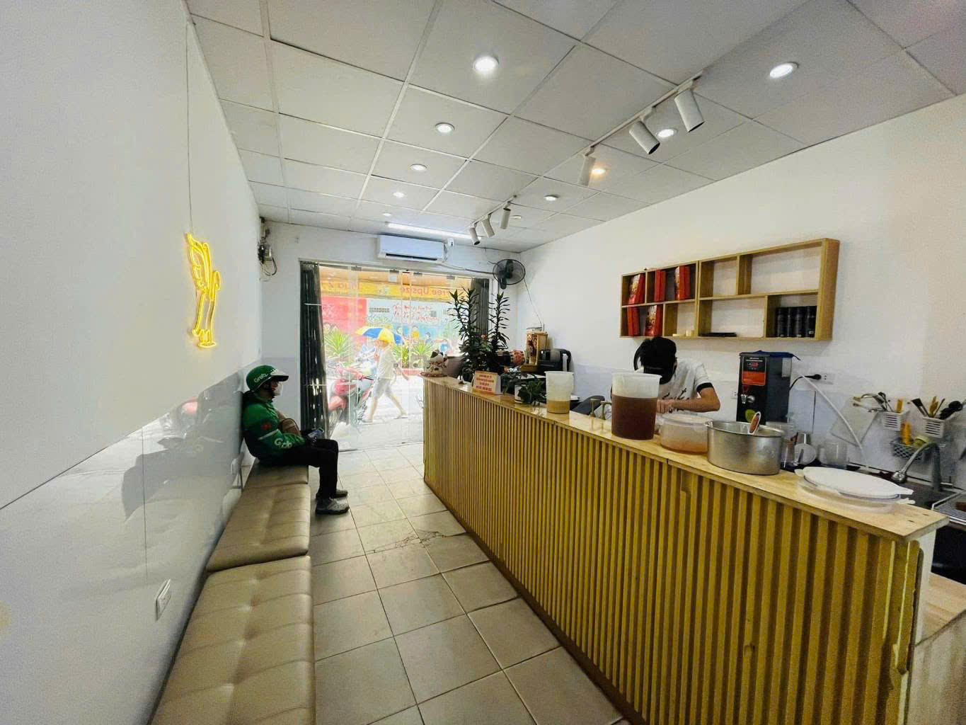 BÁN NHÀ KHƯƠNG TRUNG-HÀ NÔI, KINH DOANH CỰC ĐỈNH