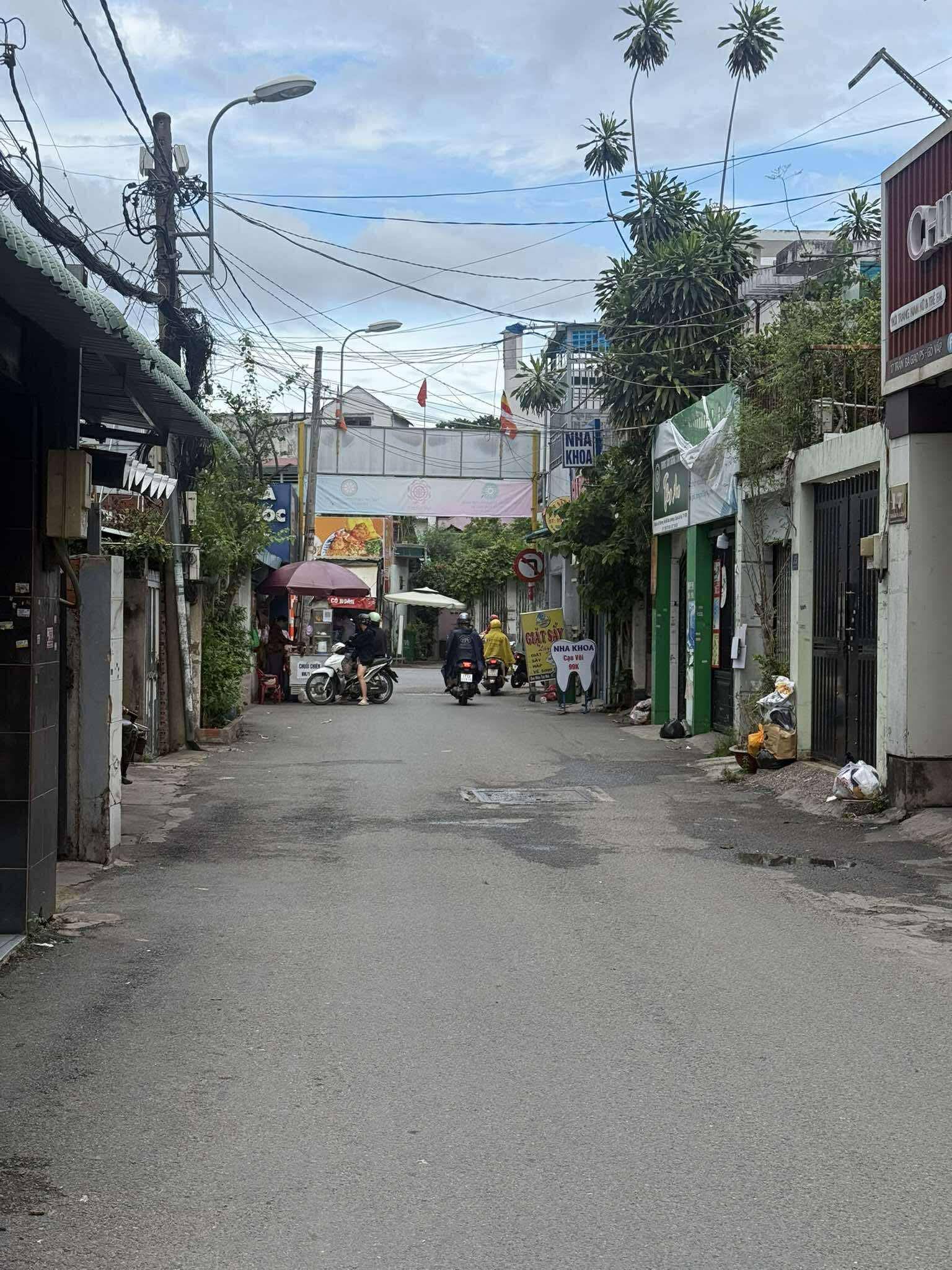 ĐƯỜNG TRẦN VĂN ĐANG - QUẬN 3 - HỒ CHÍ MINH