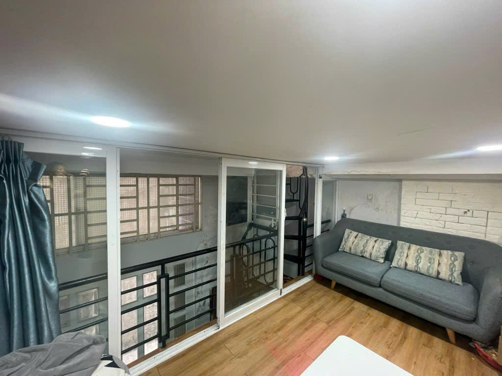 TRUNG TÂM QUẬN 3 – LÊ VĂN SỸ - CÁCH HẺM XE TẢI 10 BƯỚC CHÂN - 5 TẦNG – 3PN – 4WC