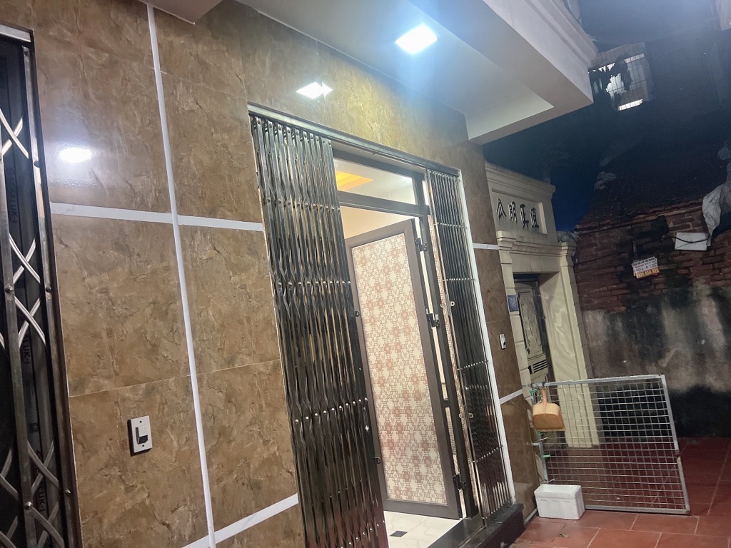 BÁN NHÀ MẬU LƯỢNG-FULL NỘI THẤT, LÔ GÓC ĐẸP