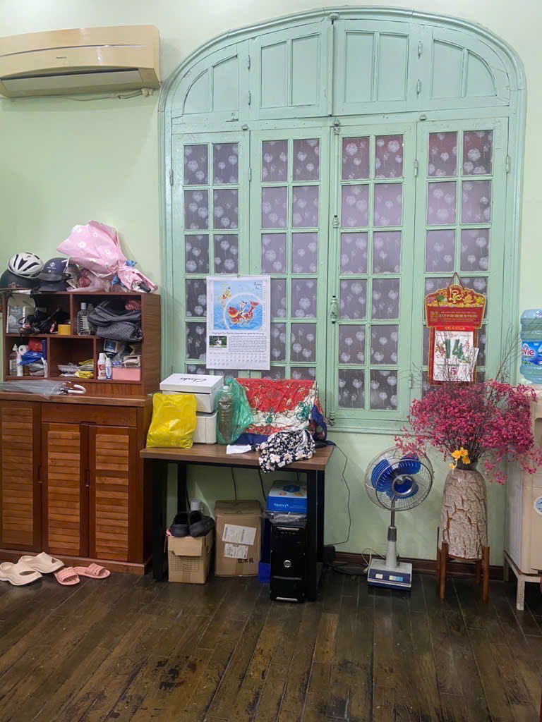 Bán nhà Phó Đức Chính 37m2-5.2 tỷ view 3 mặt thoáng