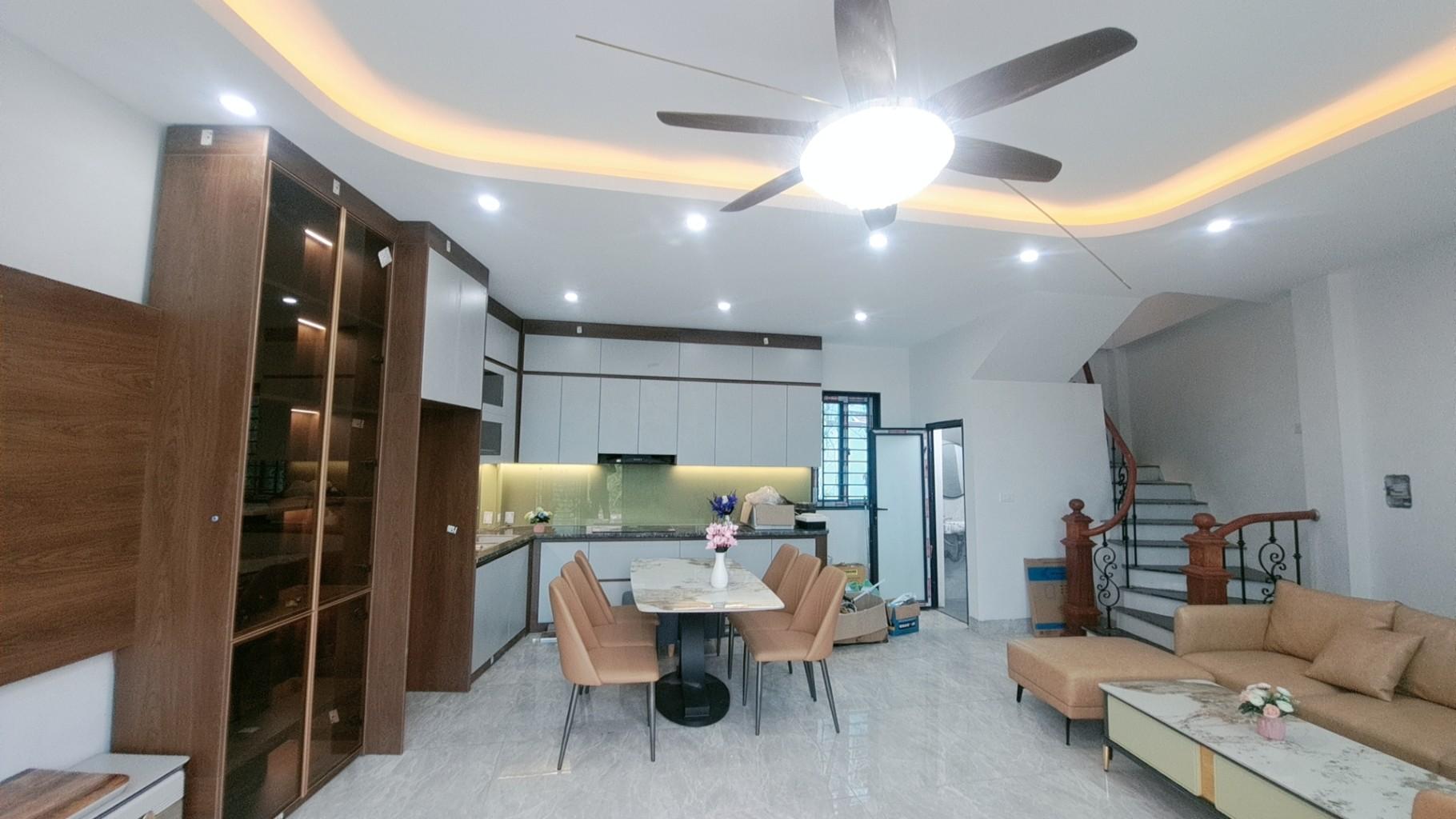 PHÚ LÃM HÀ ĐÔNG -KI ỐT  KHỐI ĐẾ -KINH DOANH ĐỈNH - ĐỐI DIỆN ĐẠI HỌC ĐẠI MAM 62M CHỈ NHỈNH 4 TỶ